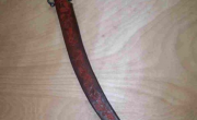 Fourreau d’épée courbe