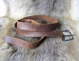 Ceinture avec boucle forgée