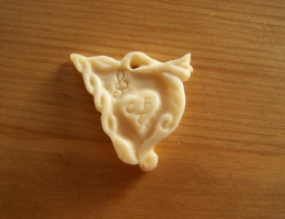 Pendentif végétal