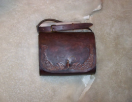 Sac rigide « bouton en chêne »