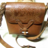 Sac rigide avec 2 tresses 